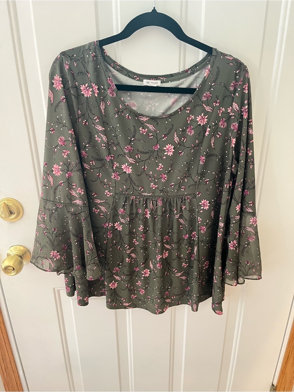Westport Size L Olive Green Pink Floral Bell Sleeve Blouse